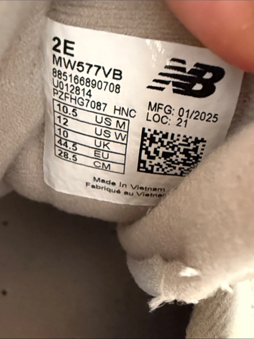 New Balance 577 V1 Bone 10.5 Wide Hook and Loop Sneaker